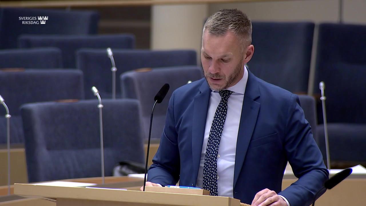 Stillbild från Interpellationsdebatt, Skattestopp för landets kommuner och regioner