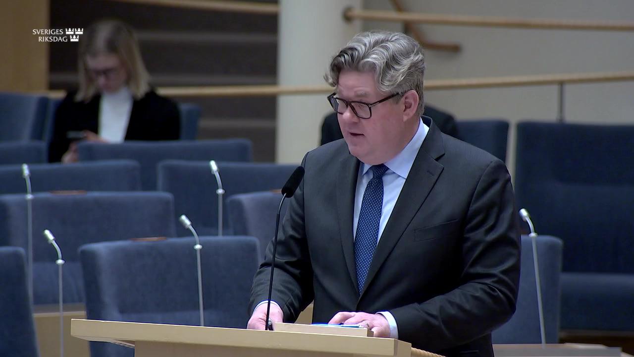 Stillbild från Interpellationsdebatt, Regeringens arbetsformer 