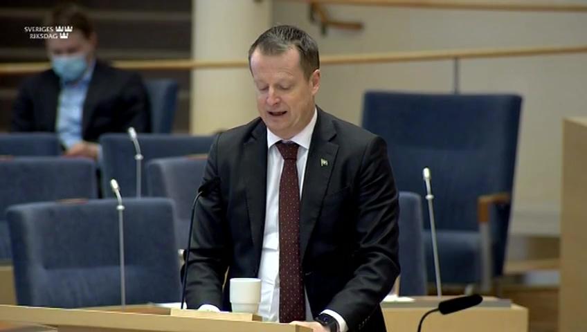 Stillbild från Interpellationsdebatt, Tillgången till drivmedel i kris- och bristsituationer