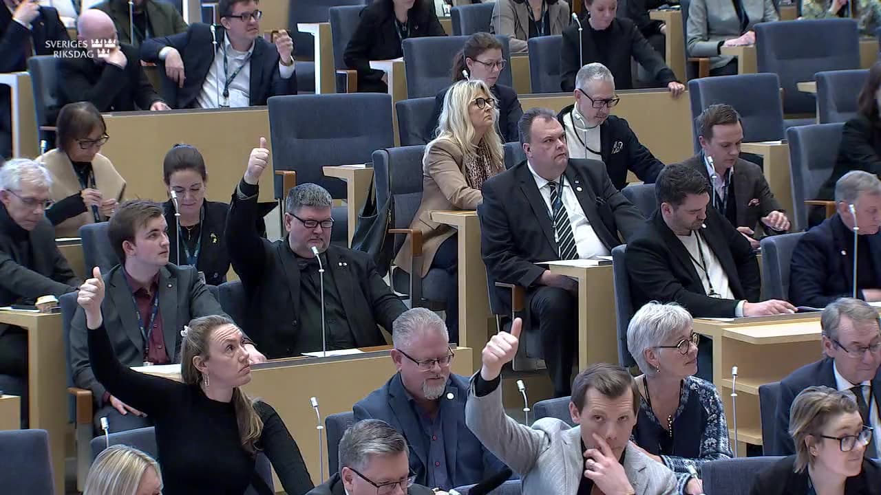 Stillbild från Beslut, Beslut: Offentlig förvaltning