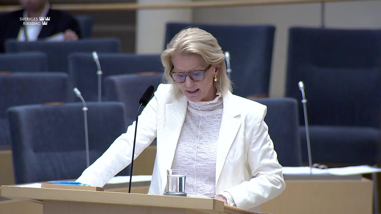 Stillbild från Interpellationsdebatt, Bostadskrisens konsekvenser för svensk ekonomi