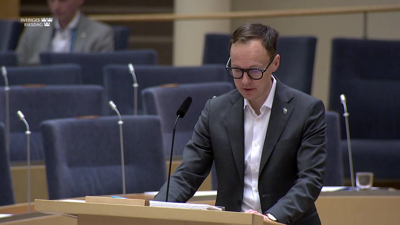 Stillbild från Interpellationsdebatt, Omställningsstudiestödet och regelförenklingar 