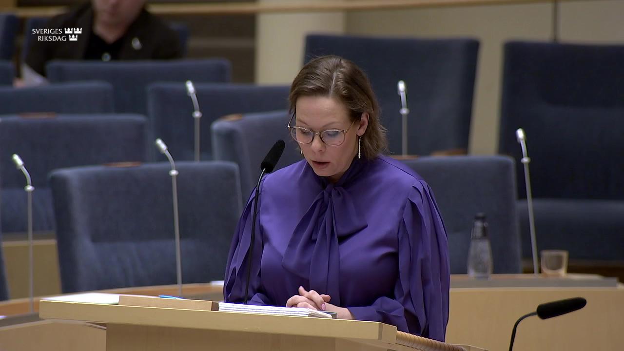 Stillbild från Interpellationsdebatt, Upphandling av boendeplatser