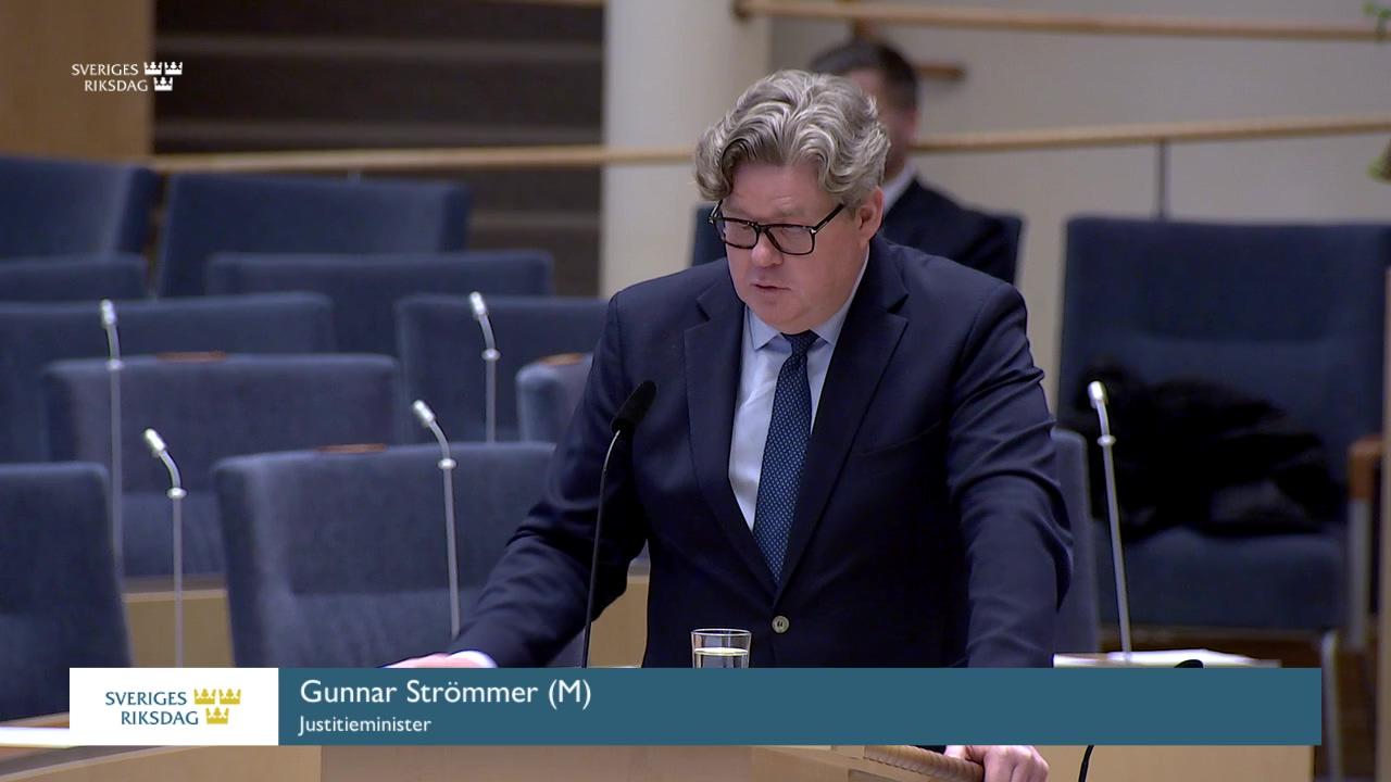 Stillbild från Interpellationsdebatt, Straffansvar för psykiskt våld 