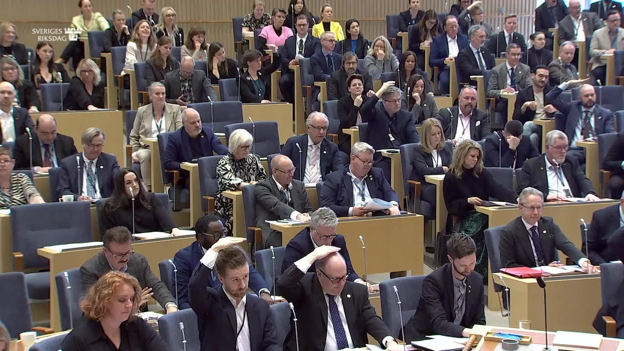 Stillbild från Beslut, Beslut: Unga lagöverträdare