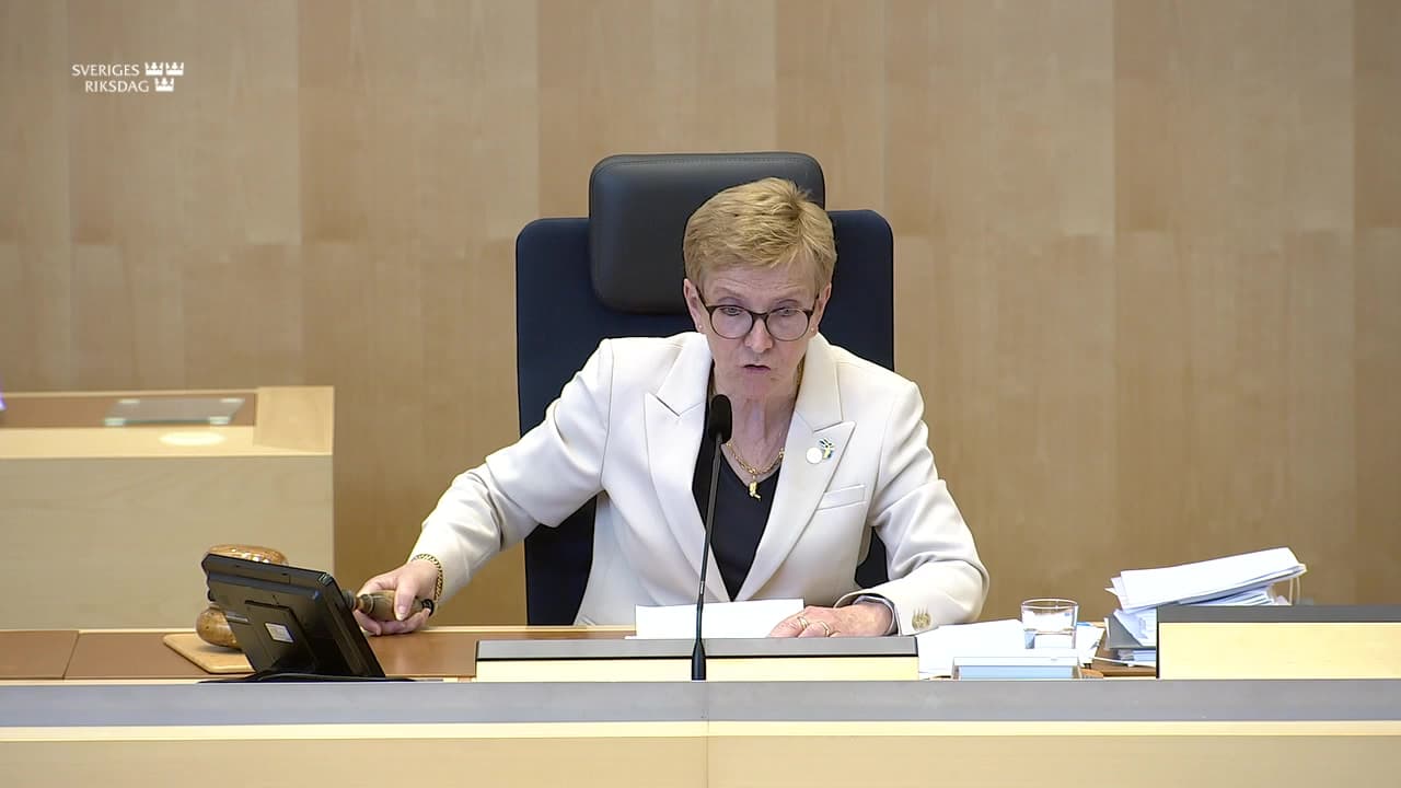 Stillbild från Beslut, Beslut: Naturvård