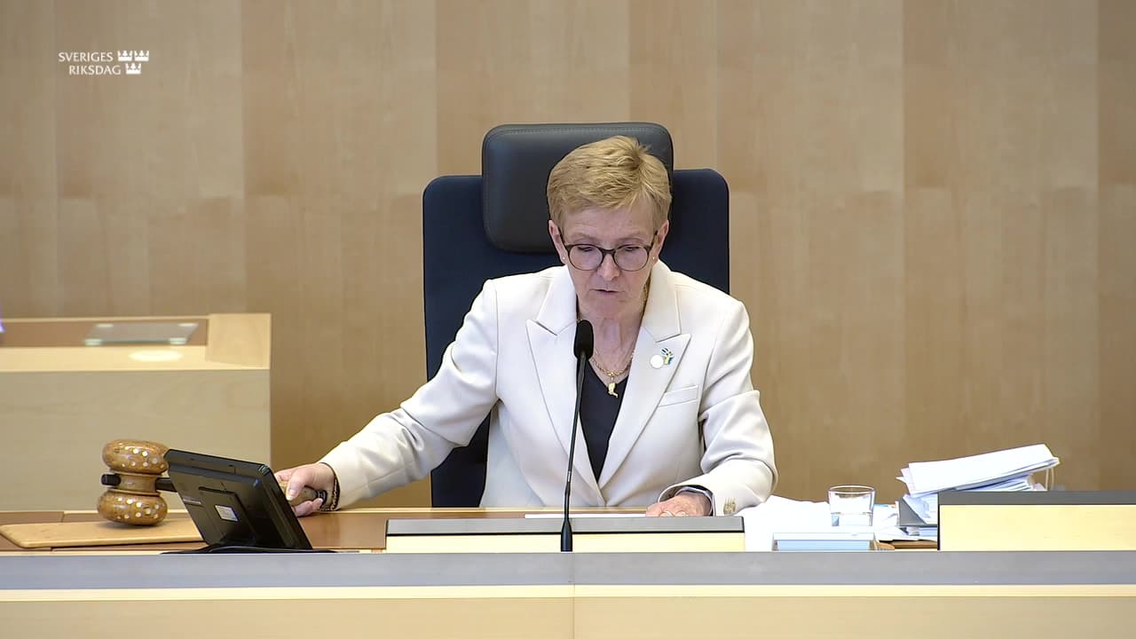 Stillbild från Beslut, Beslut: Övergripande skolfrågor