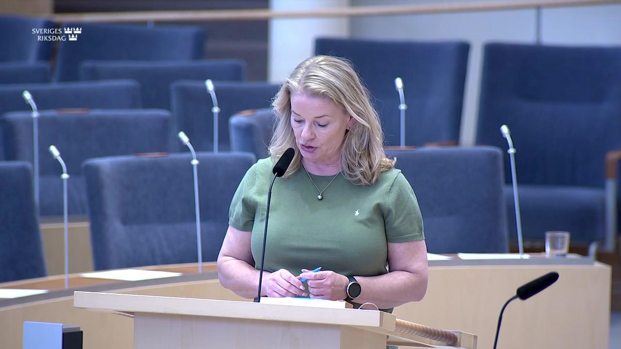 Stillbild från Interpellationsdebatt, Nationella ämnesprov på introduktionsprogrammet