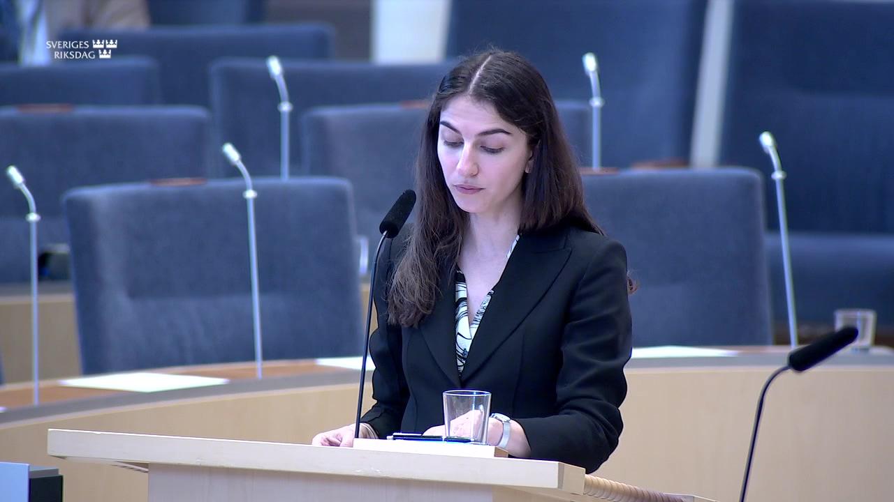 Stillbild från Interpellationsdebatt, Ny lag för naturrestaurering