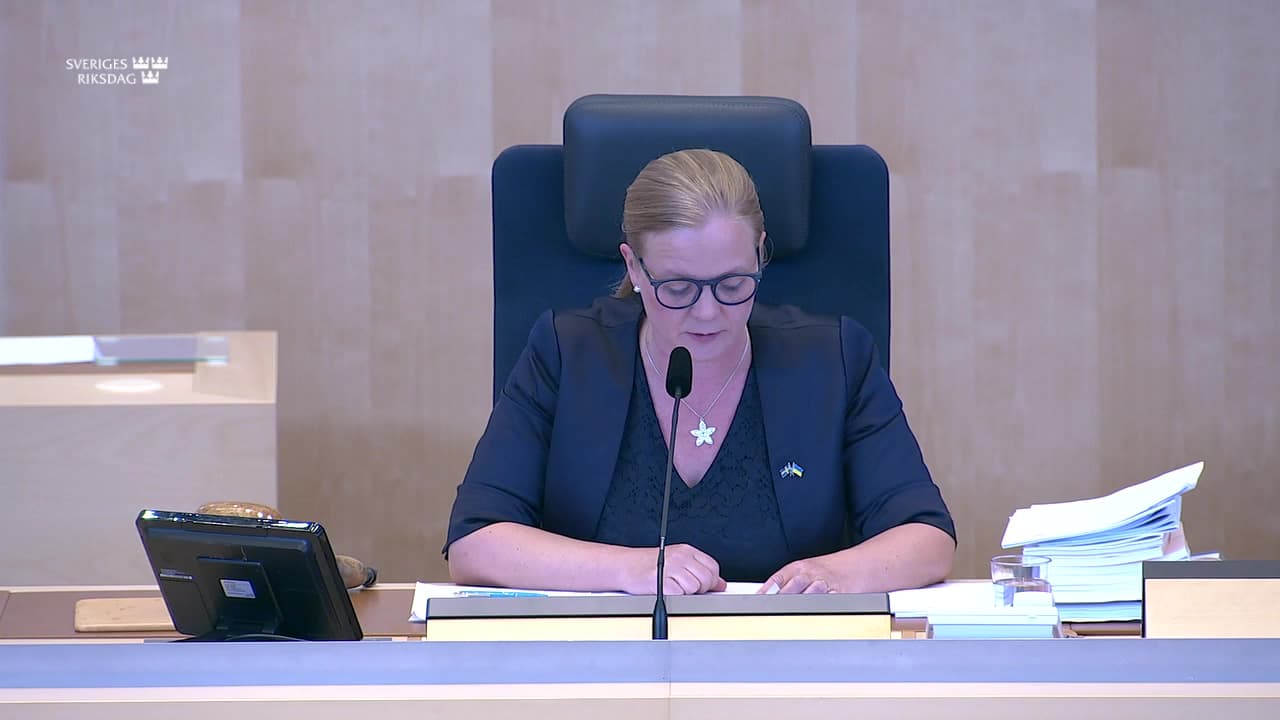 Stillbild från Beslut, Beslut: En tydligare process för tillståndsprövning av elnät