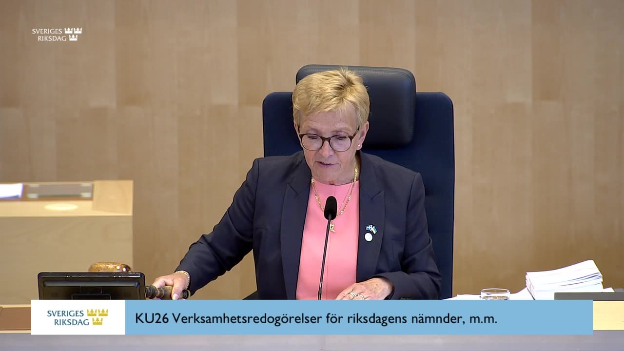 Stillbild från Beslut, Beslut: Verksamhetsredogörelser för riksdagens nämnder, m.m.