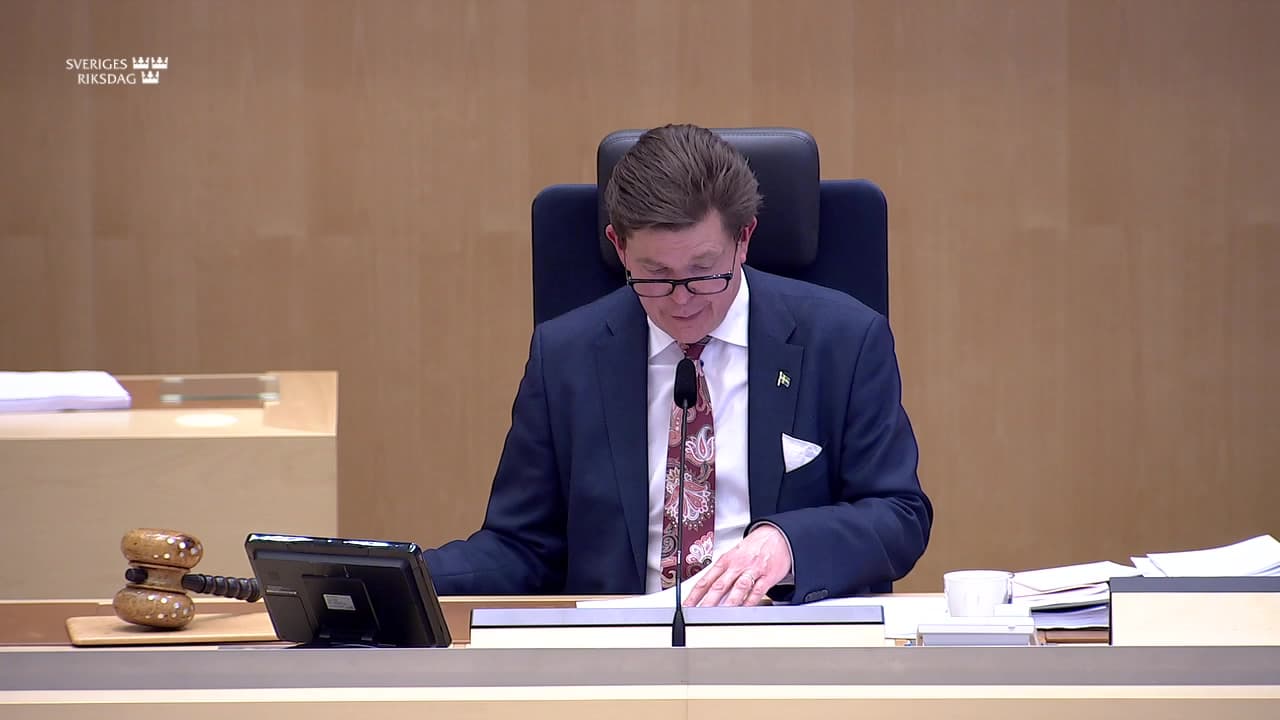 Stillbild från Beslut, Beslut: Preventiva tvångsmedel för att förebygga och förhindra allvarliga brott