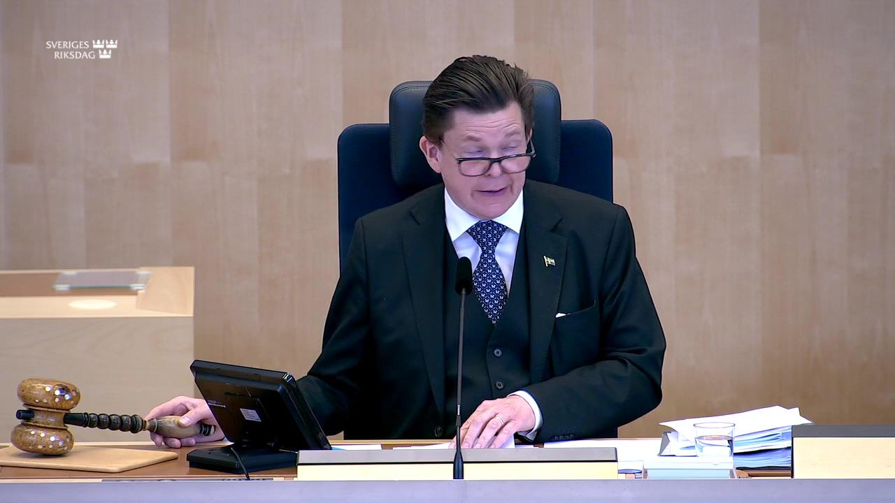 Stillbild från Debatt om förslag, Subsidiaritetsprövning av kommissionens förslag till direktiv om stärkta arbetsvillkor för praktikanter