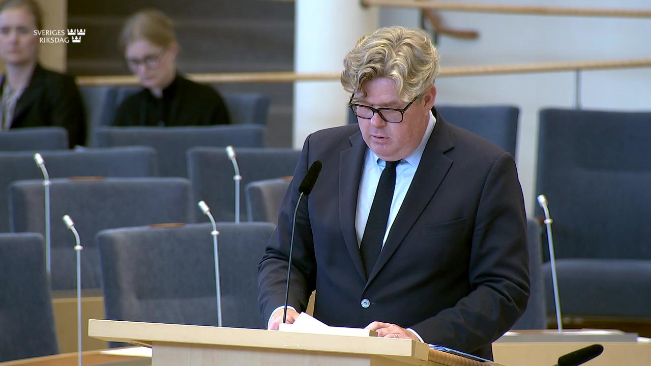 Stillbild från Interpellationsdebatt, Barns kontakt med båda föräldrarna vid vårdnadstvister