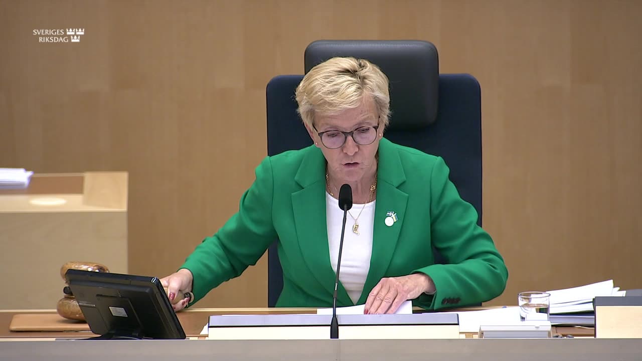 Stillbild från Beslut, Beslut: Ny patentlag