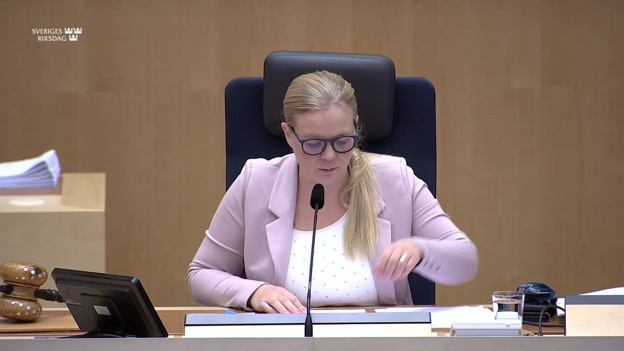 Stillbild från Beslut, Beslut: En registerlag för Myndigheten för vård- och omsorgsanalys