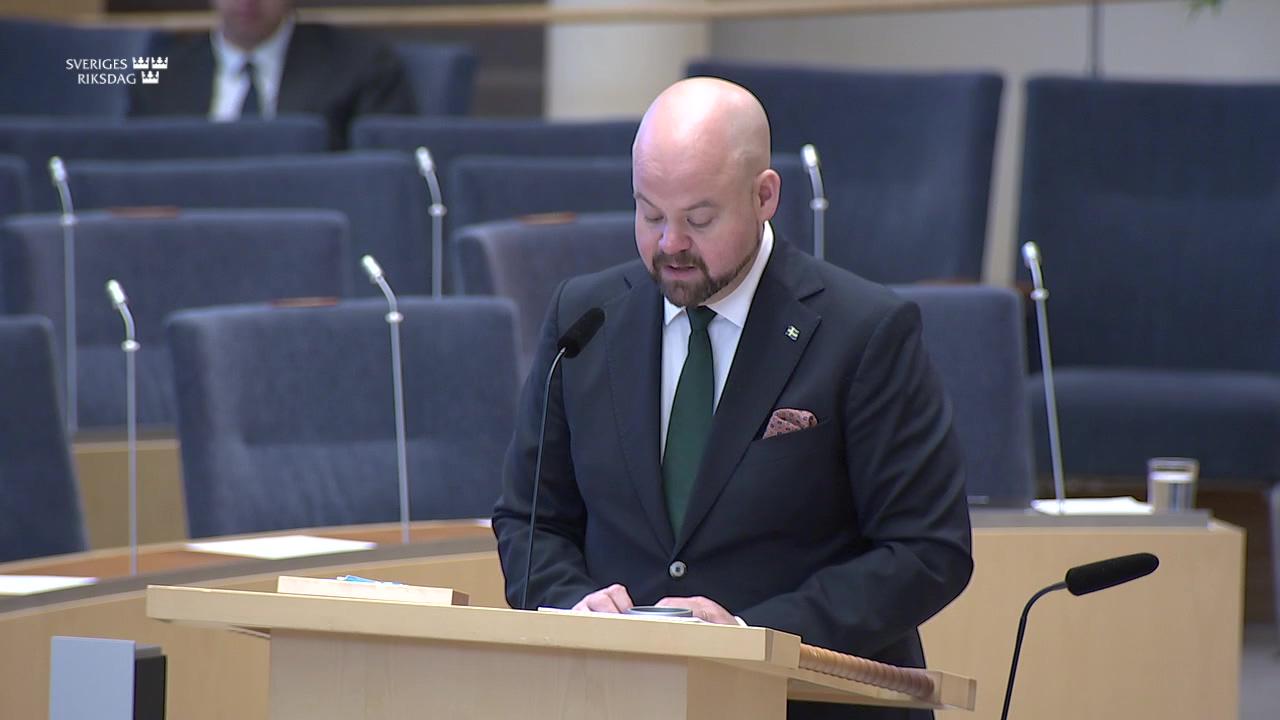 Stillbild från Interpellationsdebatt, God välfärd och service i hela landet