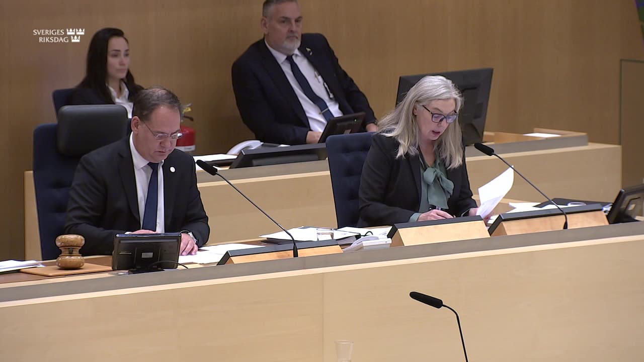 Stillbild från Beslut, Beslut: Riksrevisionens rapport om statens skydd av hotade personer