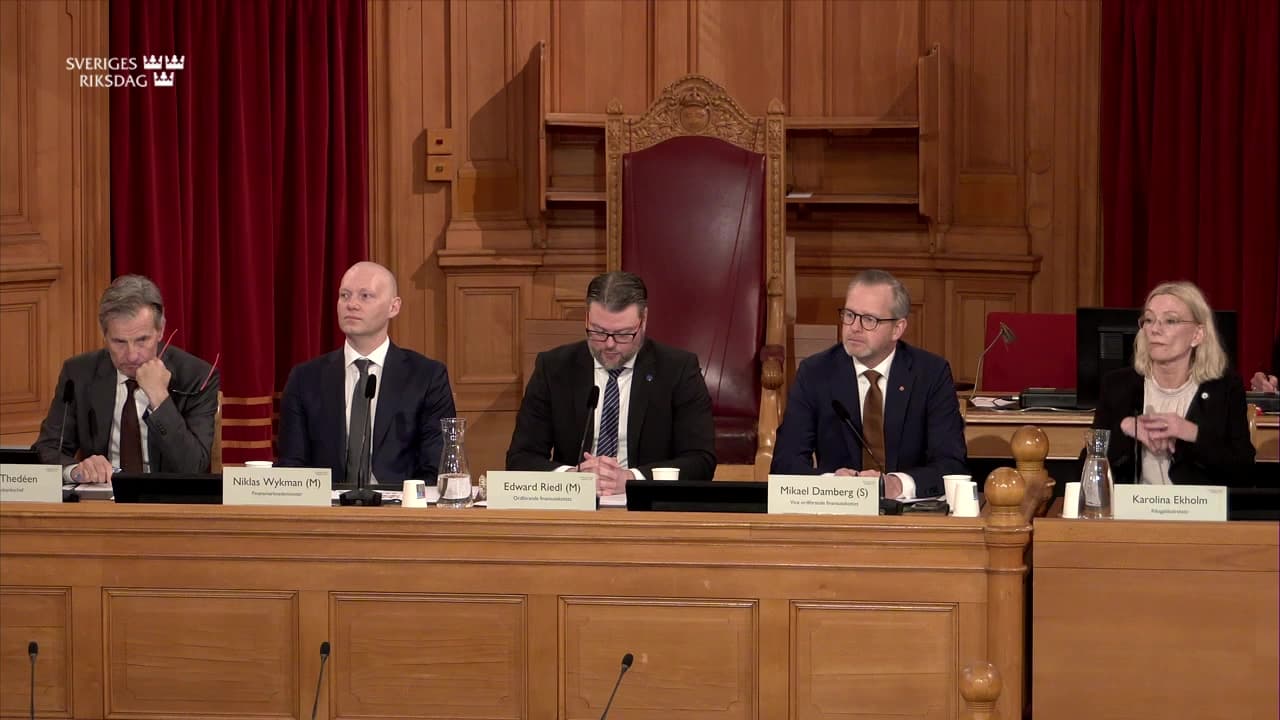 Stillbild från Öppet sammanträde, Finansutskottets öppna utfrågning om finansiell stabilitet
