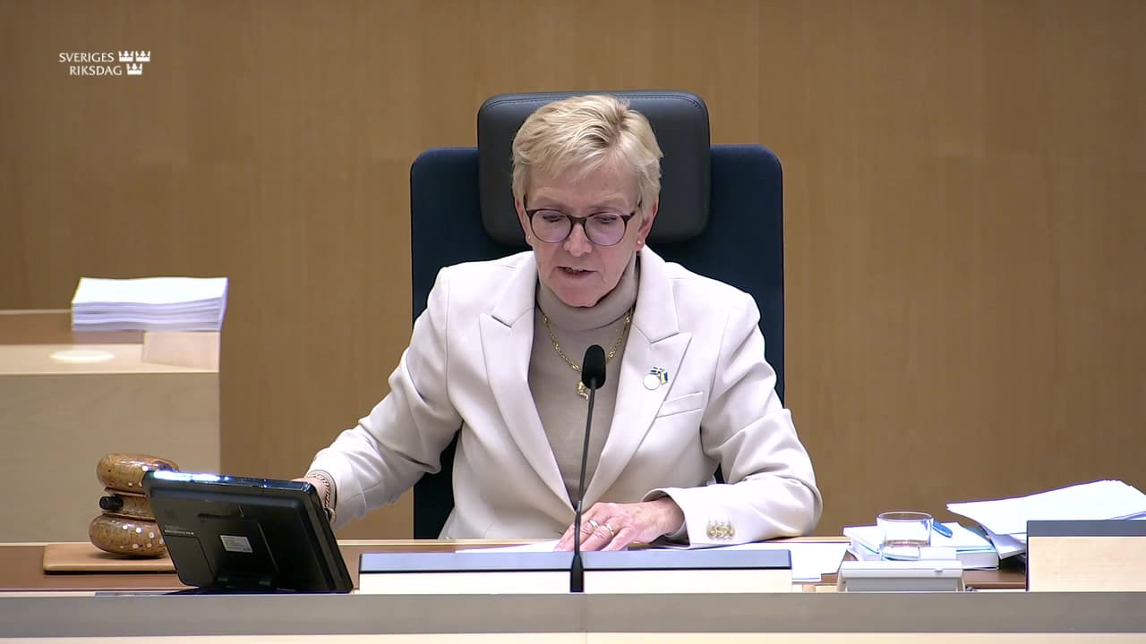 Stillbild från Beslut, Beslut: Suspension av skatteavtalet med Ryssland