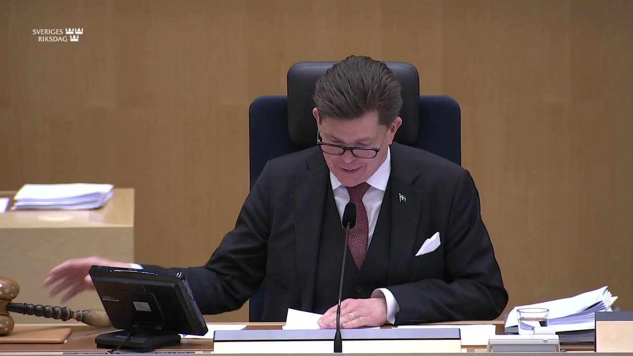 Stillbild från Beslut, Beslut: Utgiftsområde 25 Allmänna bidrag till kommuner