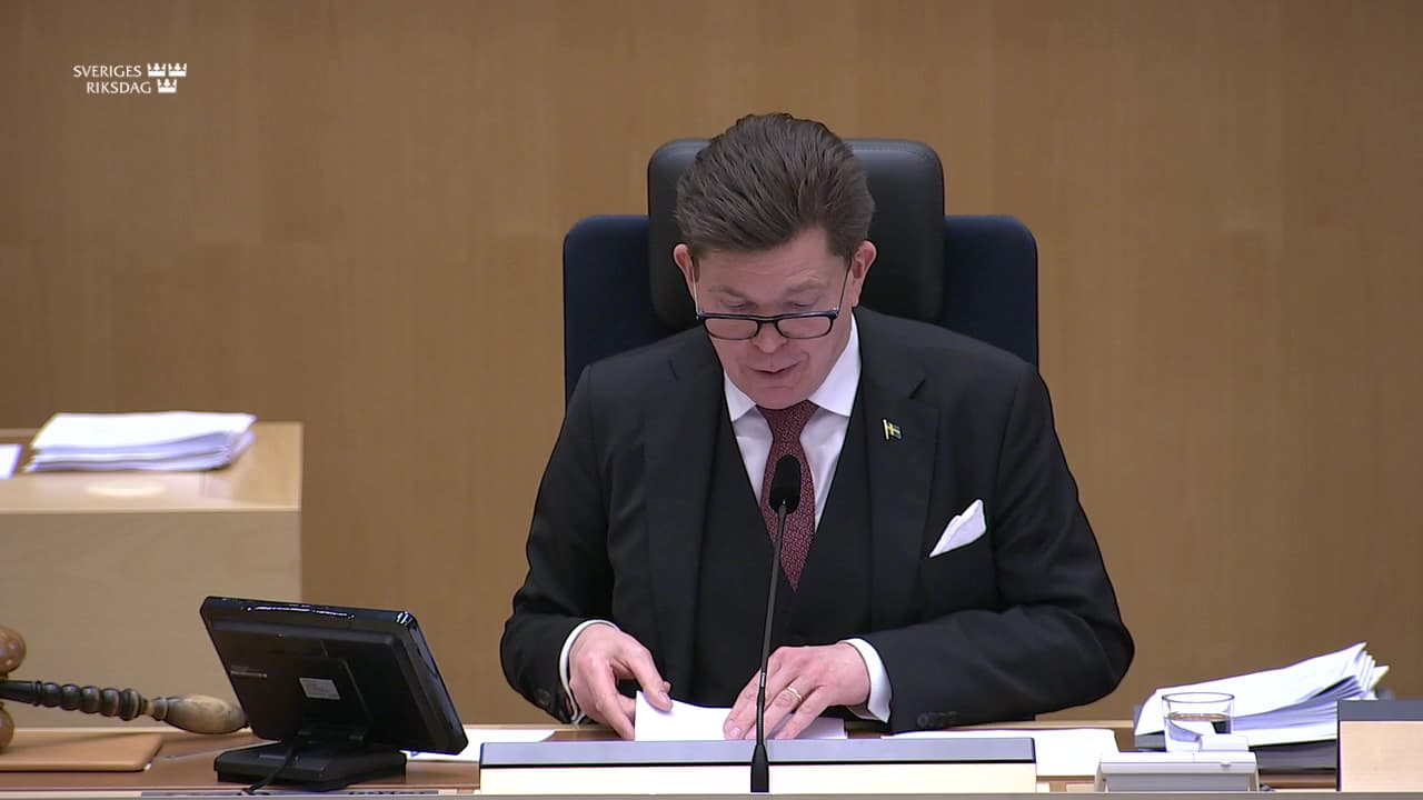 Stillbild från Beslut, Beslut: Utgiftsområde 26 Statsskuldsräntor m.m.