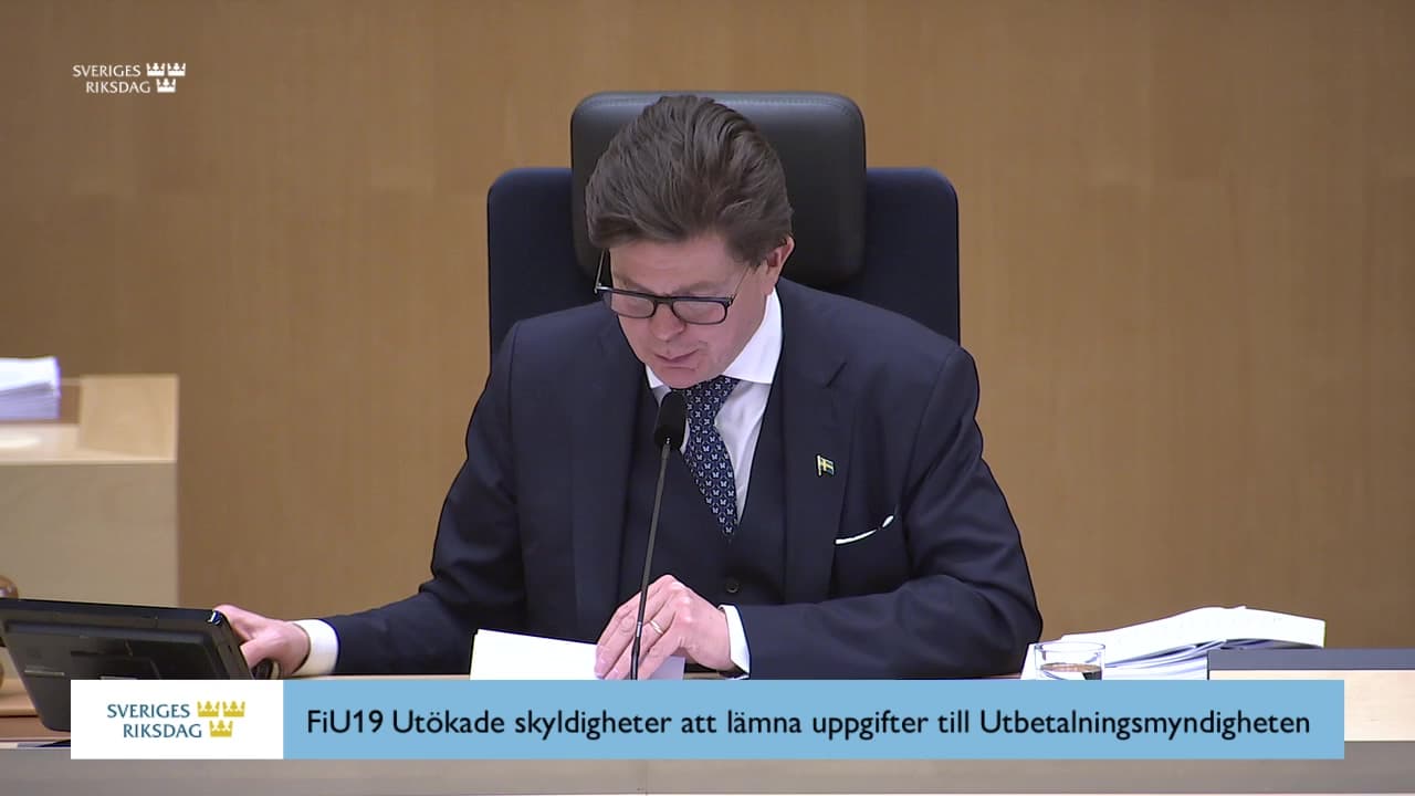 Stillbild från Beslut, Beslut: Nya uppgifter för centrum mot våldsbejakande extremism