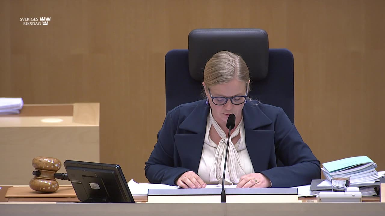 Stillbild från Beslut, Beslut: Regional utvecklingspolitik