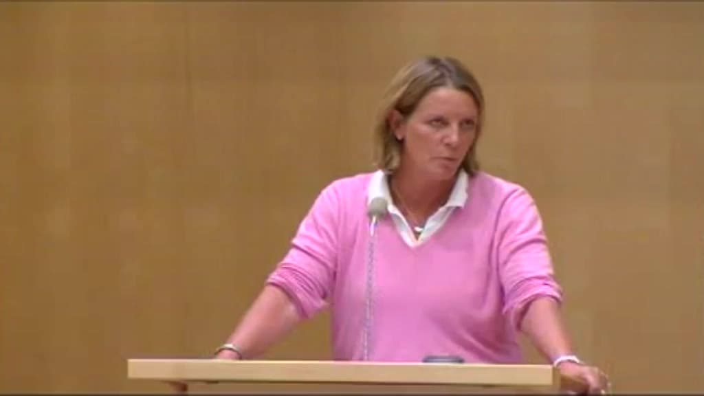 Stillbild från Debatt om förslag, Anmälningsplikt vid idrottsarrangemang