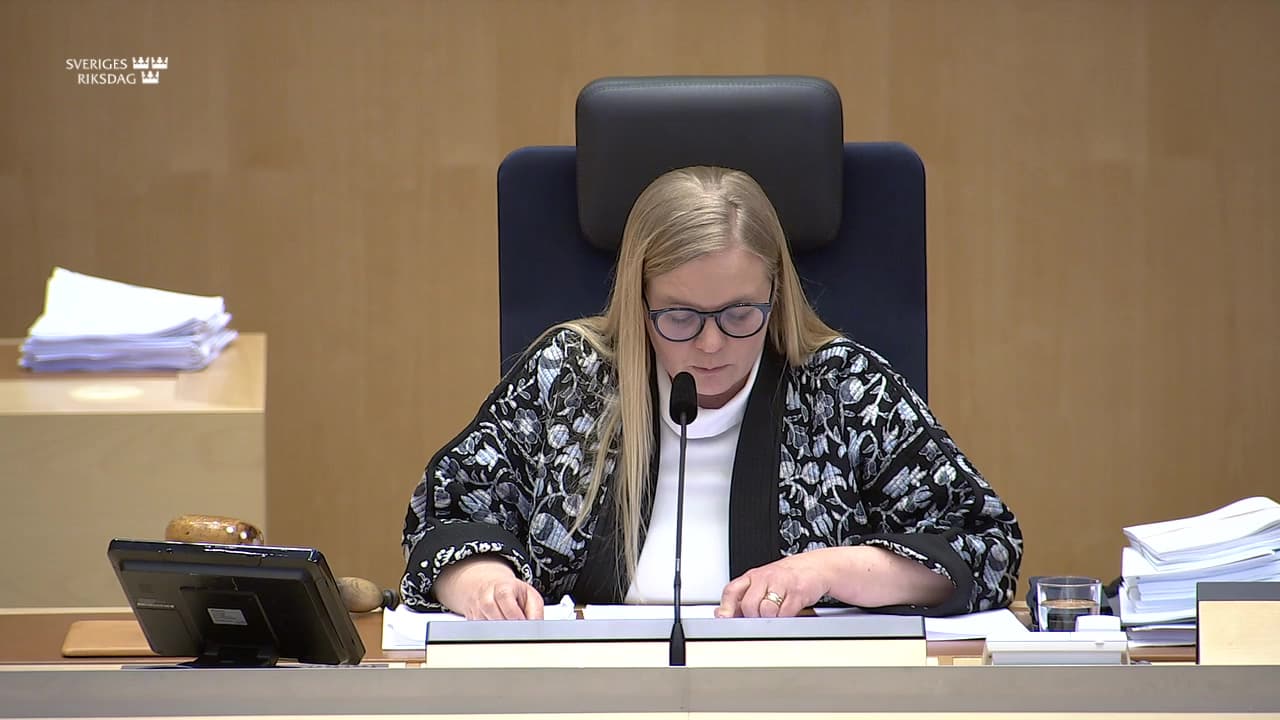Stillbild från Beslut, Beslut: Tillgång till kultur och kulturskaparnas villkor