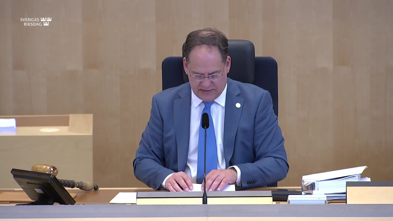 Stillbild från Beslut, Beslut: Regellättnader och ökad transparens på värdepappersmarknaden