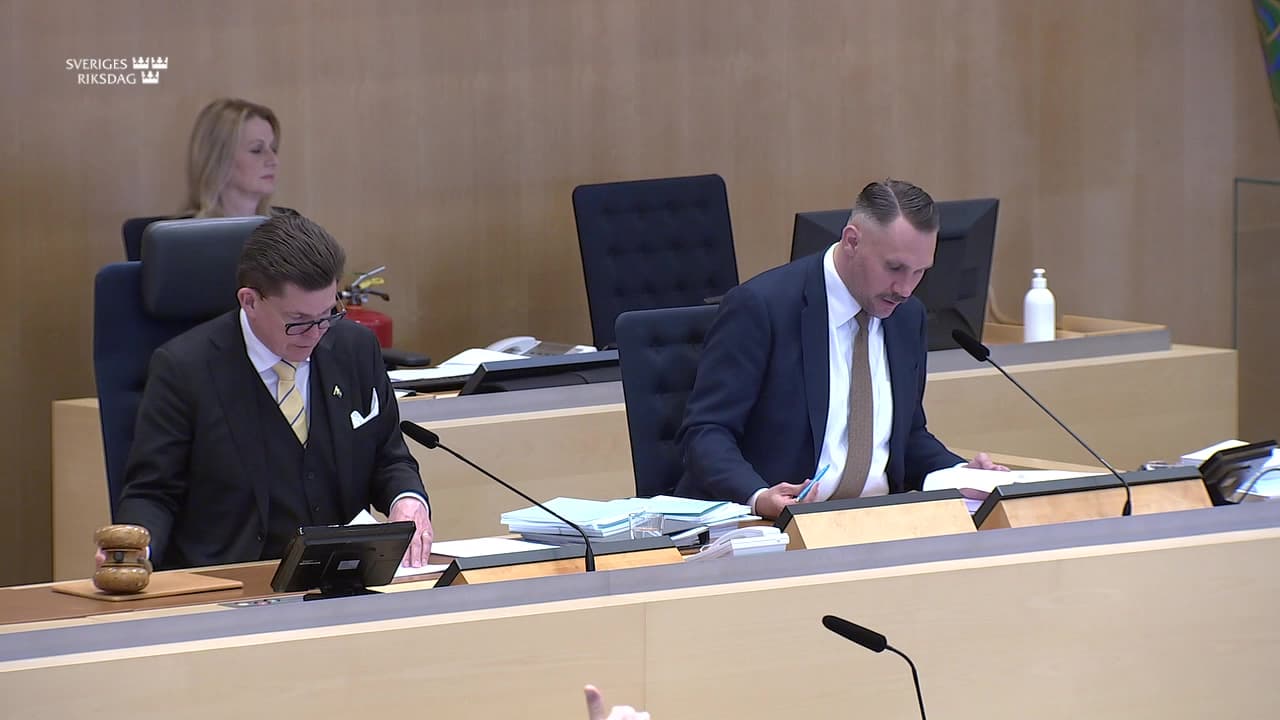 Stillbild från Beslut, Beslut: Extra ändringsbudget för 2025 – Tillfälligt höjd subventionsgrad för rotavdraget