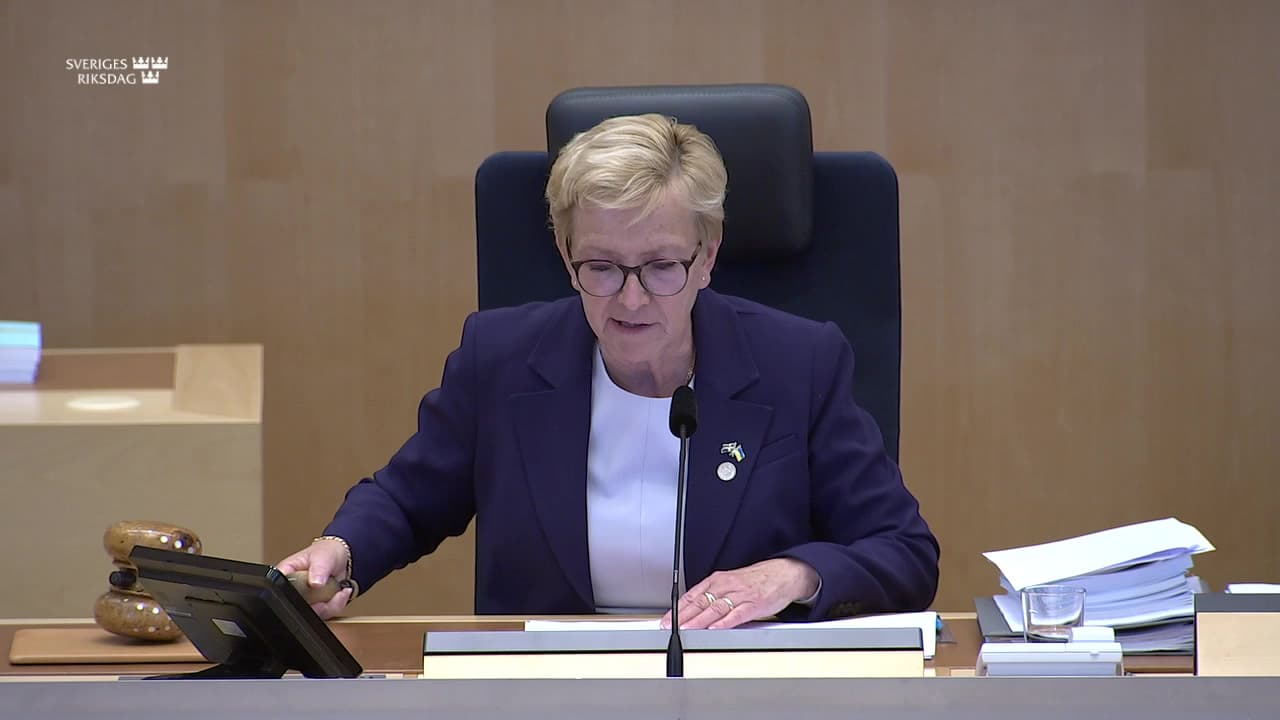 Stillbild från Beslut, Beslut: Justering i lagen om särskild inkomstskatt för utomlands bosatta