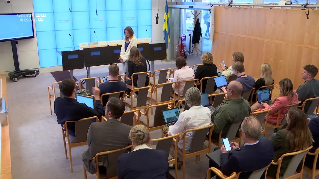 Stillbild från Presskonferens, Pressträff med KU efter justering av granskningsbetänkandet