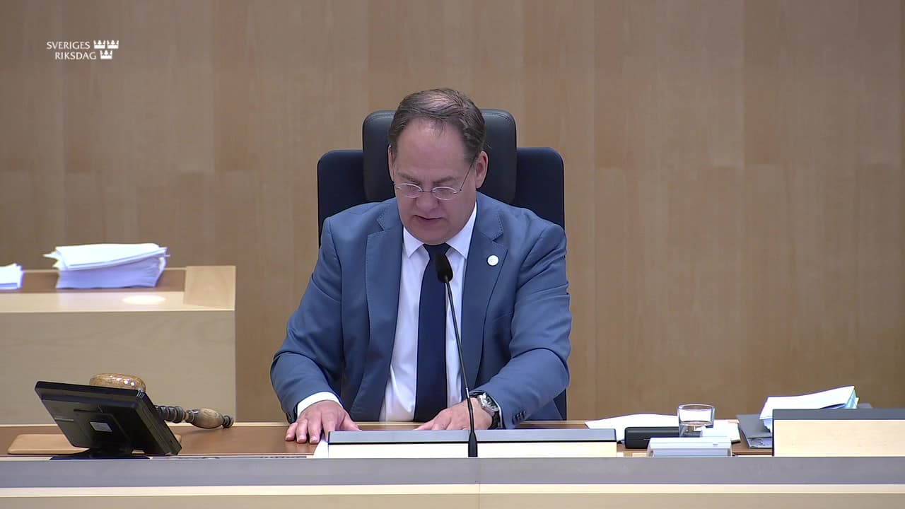 Stillbild från Beslut, Beslut: Ett mer sammanhållet borgenärsansvar för Centrala studiestödsnämnden