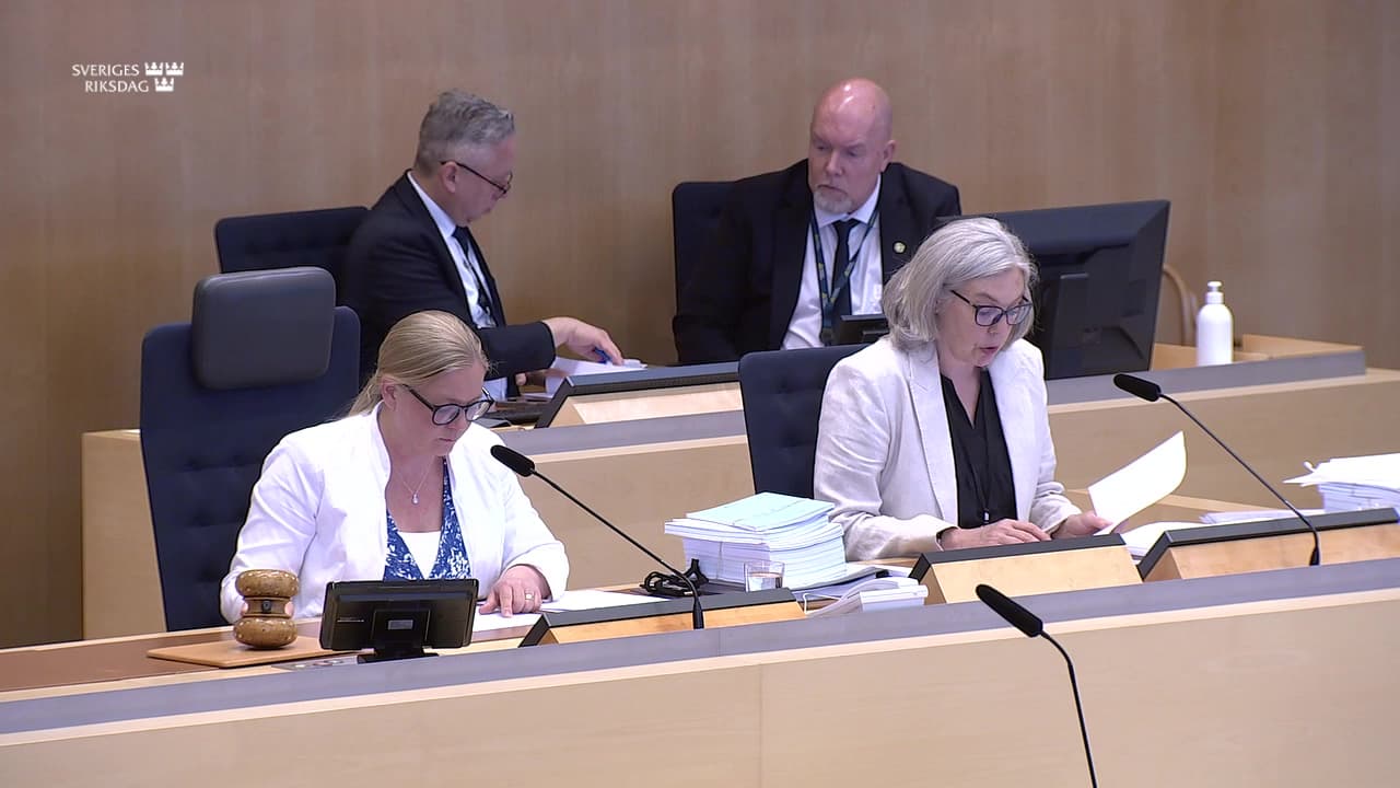 Stillbild från Beslut, Beslut: Ett förbättrat genomförande av MKB-direktivet