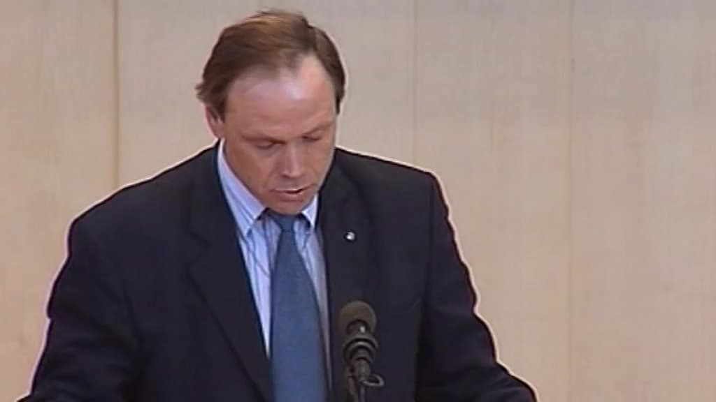 Stillbild från Debatt om förslag, Åtgärder inom kommunikationsområdet med anledning av stormen i januari2005 över södra Sverige