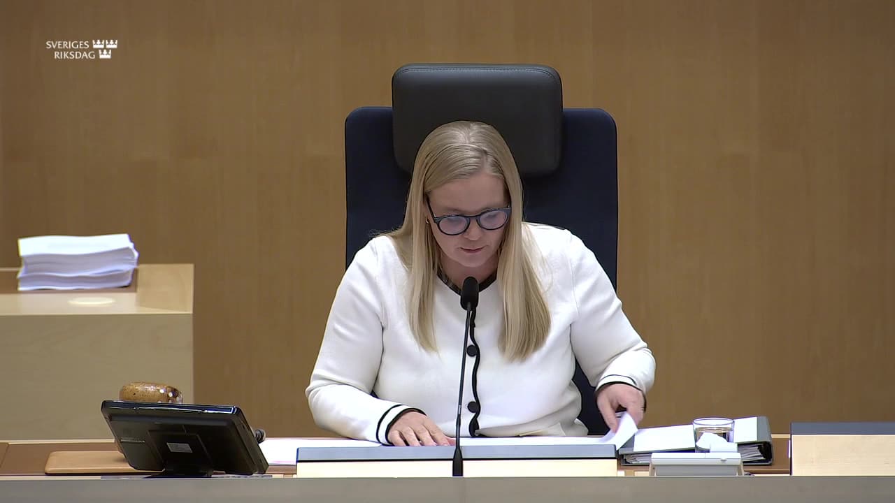 Stillbild från Beslut, Beslut: Bättre verktyg för kontroll – uppgiftsinhämtning inom socialförsäkringen och ekonomiskt bistånd