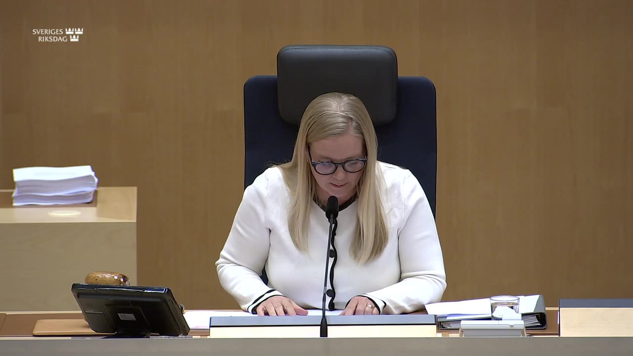 Stillbild från Beslut, Beslut: Åtgärder för en effektiv och patientsäker anslutning till den nationella läkemedelslistan