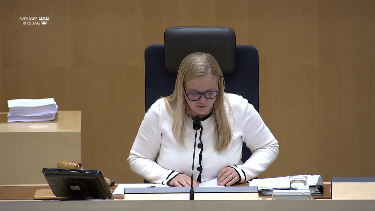 Stillbild från Beslut, Beslut: Skärpt kontroll av styrelsen i besiktningsorgan