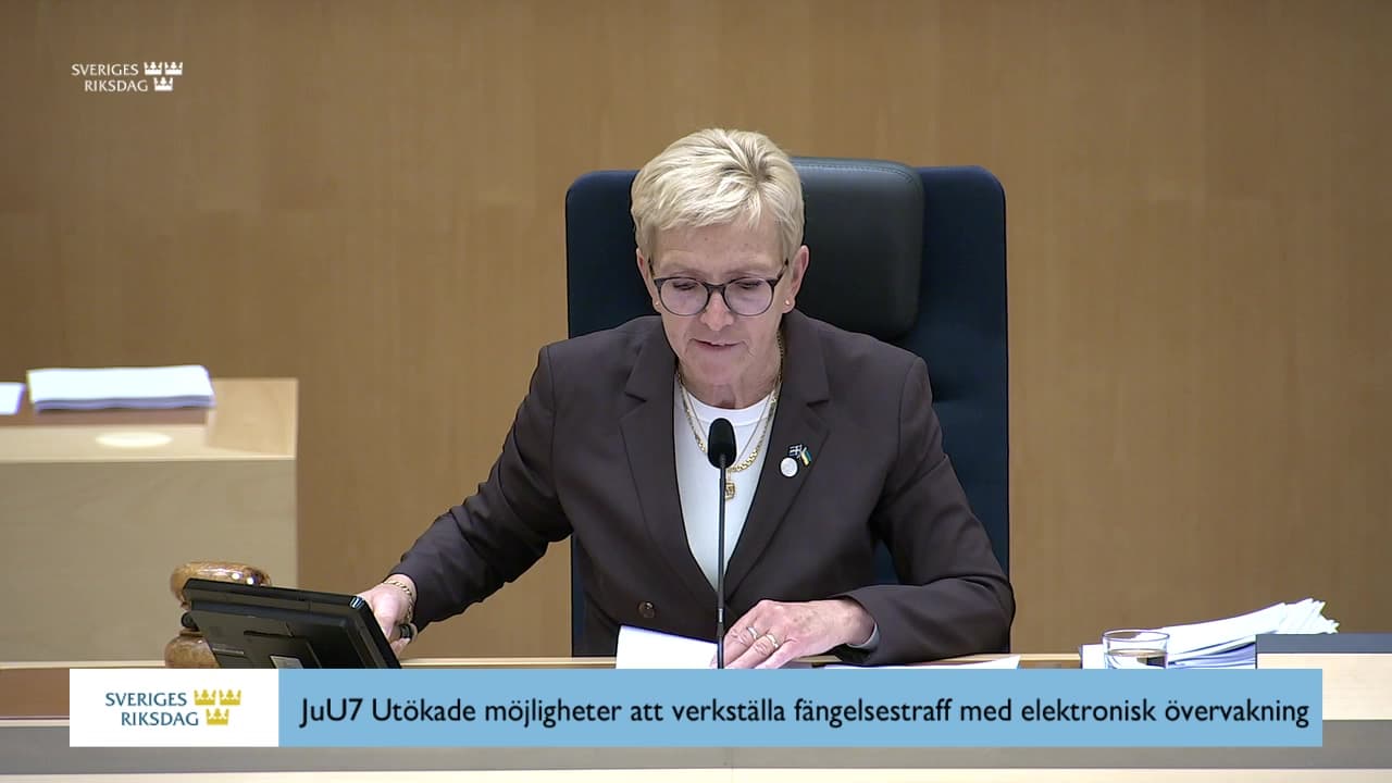 Stillbild från Beslut, Beslut: Utökade möjligheter att verkställa fängelsestraff med elektronisk övervakning