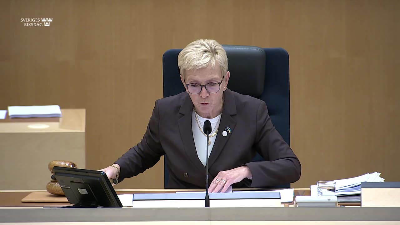 Stillbild från Beslut, Beslut: Intelligenta transportsystem – genomförande av ändringsdirektiv