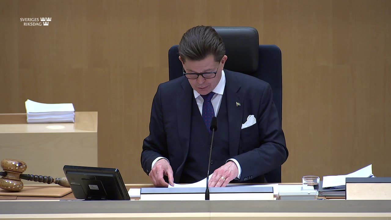 Stillbild från Beslut, Beslut: Riksrevisionens rapport om lärosätenas arbete mot avhopp på bristyrkesutbildningar