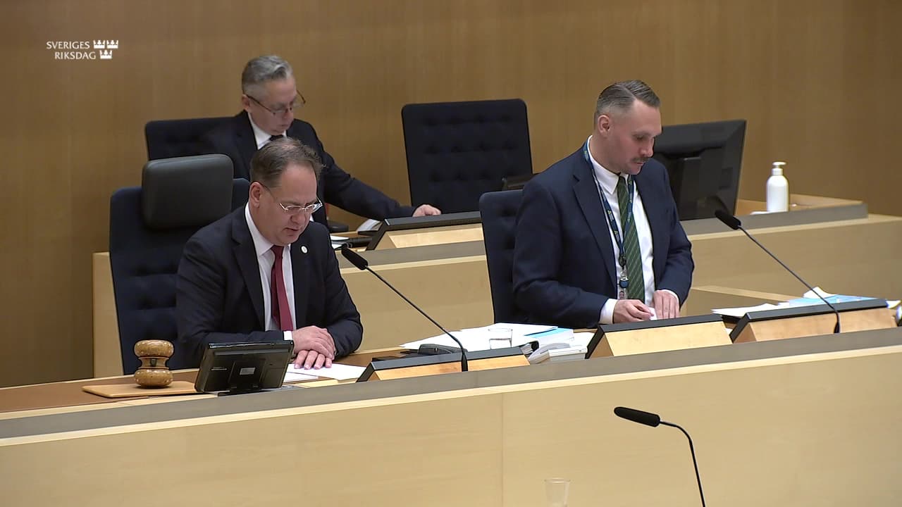 Stillbild från Beslut, Beslut: Rapportering och utbyte av information om kryptotillgångar