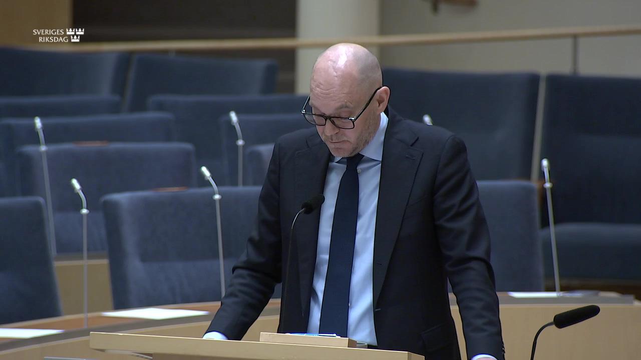 Stillbild från Interpellationsdebatt, Trygg arbetsmiljö i återvinningsbranschen