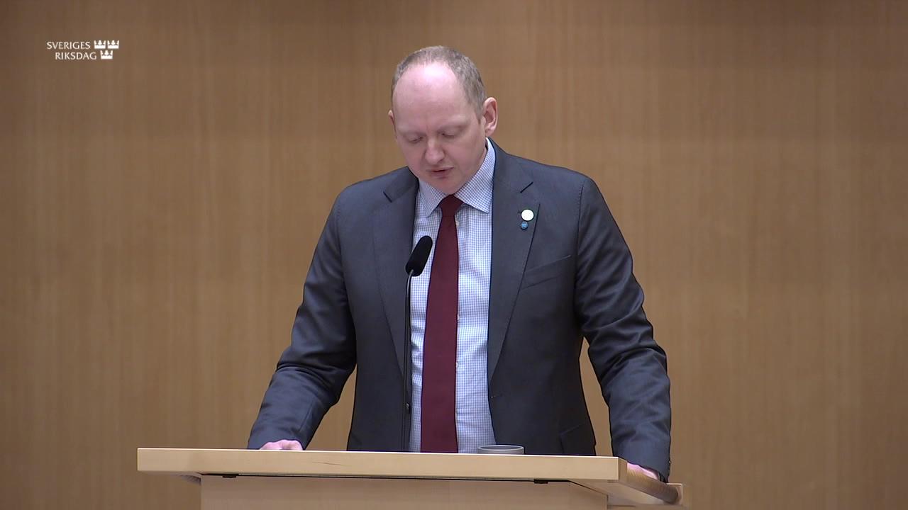 Stillbild från Debatt om förslag, Utgiftsområde 12 Ekonomisk trygghet för familjer och barn