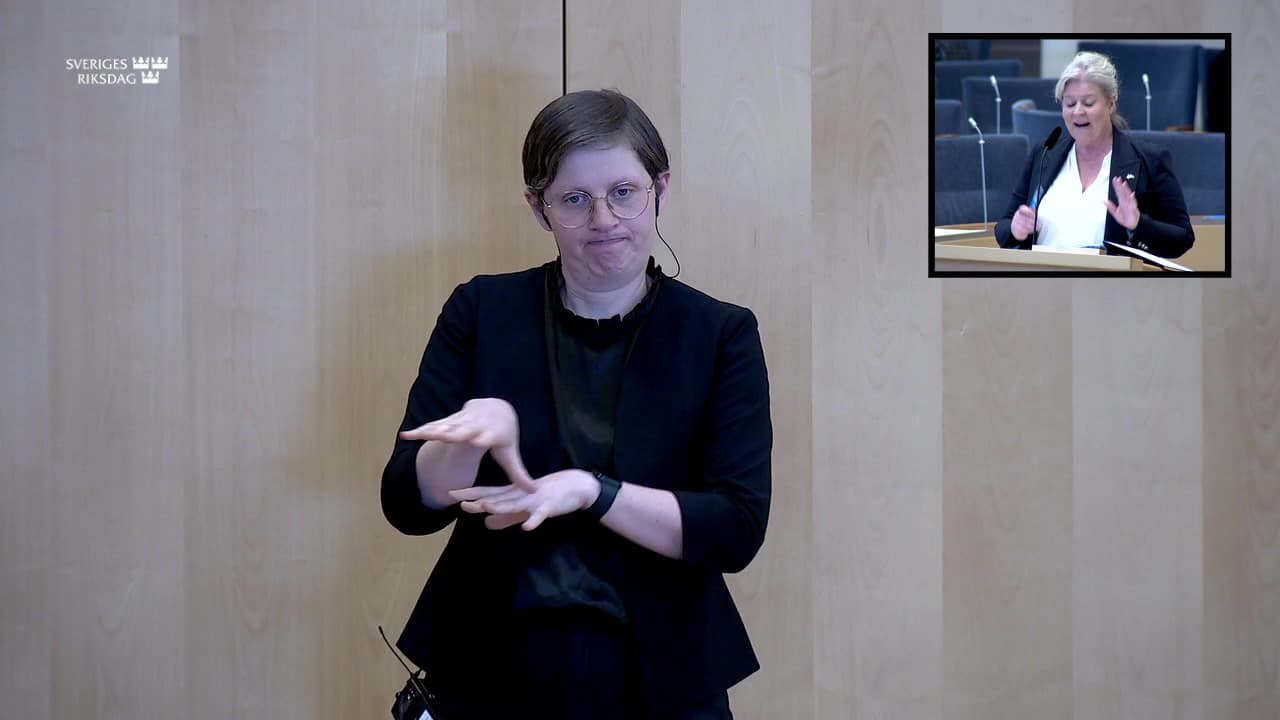 Stillbild från Interpellationsdebatt, Interpellationsdebatt: Genomförande av 2020 års tolktjänstutredning - teckenspråkstolkad
