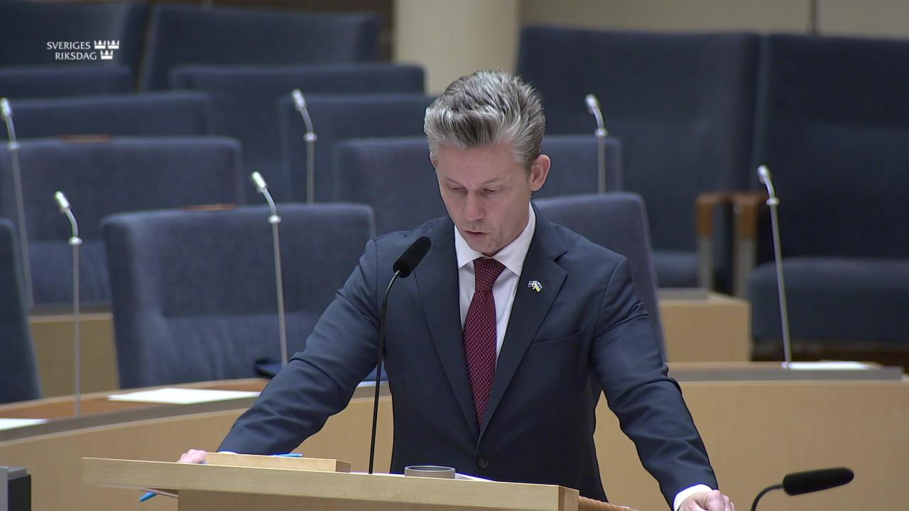 Stillbild från Interpellationsdebatt, Frivilligorganisationernas långsiktiga planerings- och finansieringsförutsättningar