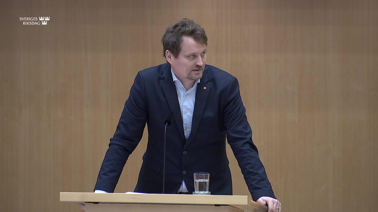 Stillbild från Debatt om förslag, Utökade registerkontroller vid anställning i kommun