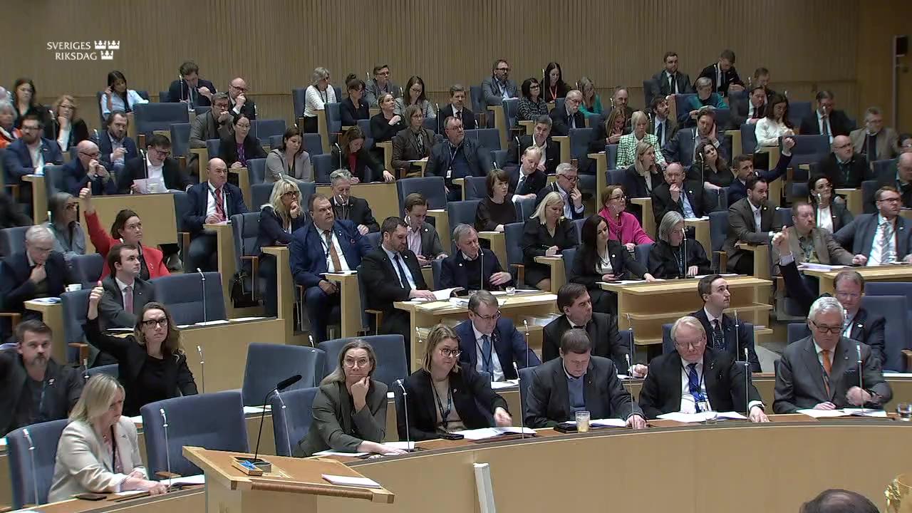 Stillbild från Beslut, Beslut: Utökade registerkontroller vid anställning i kommun